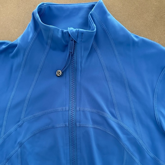 Lululemon Define Jacket in Blue - Picture 3 of 10